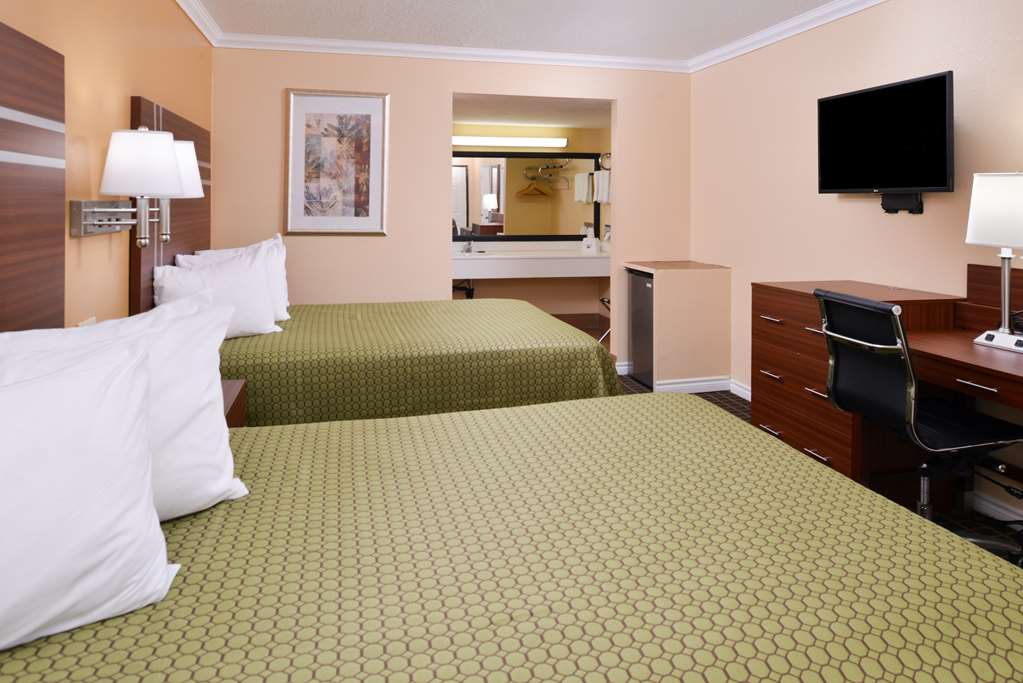Americas Best Value Inn Azusa Pasadena - photo 10