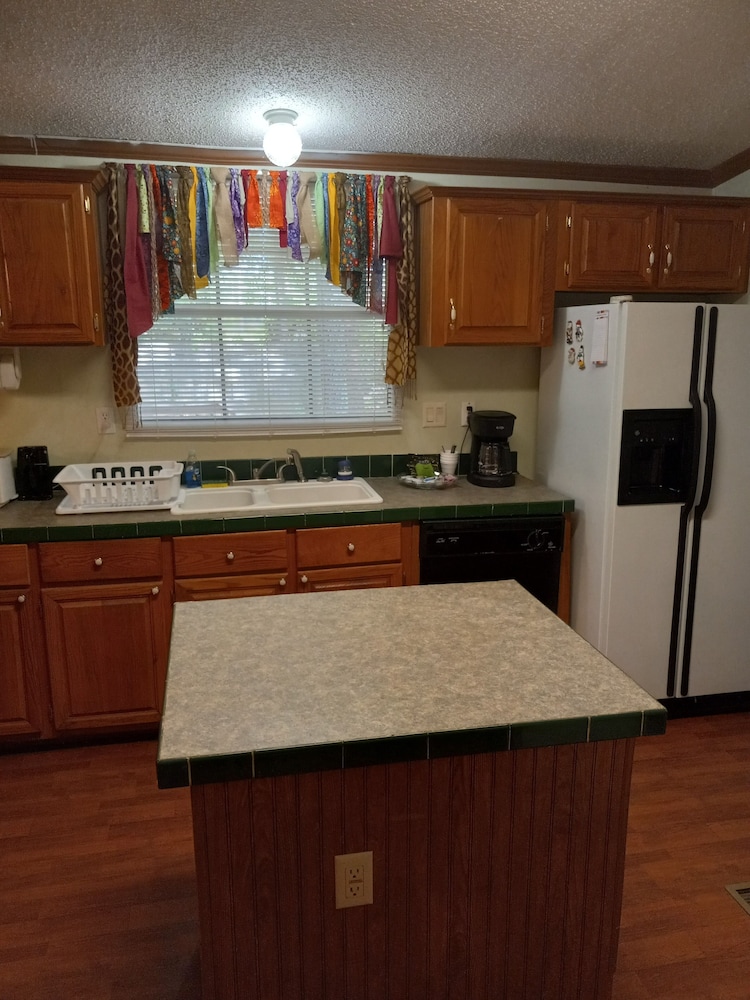 Cedar Falls Motel - photo 12