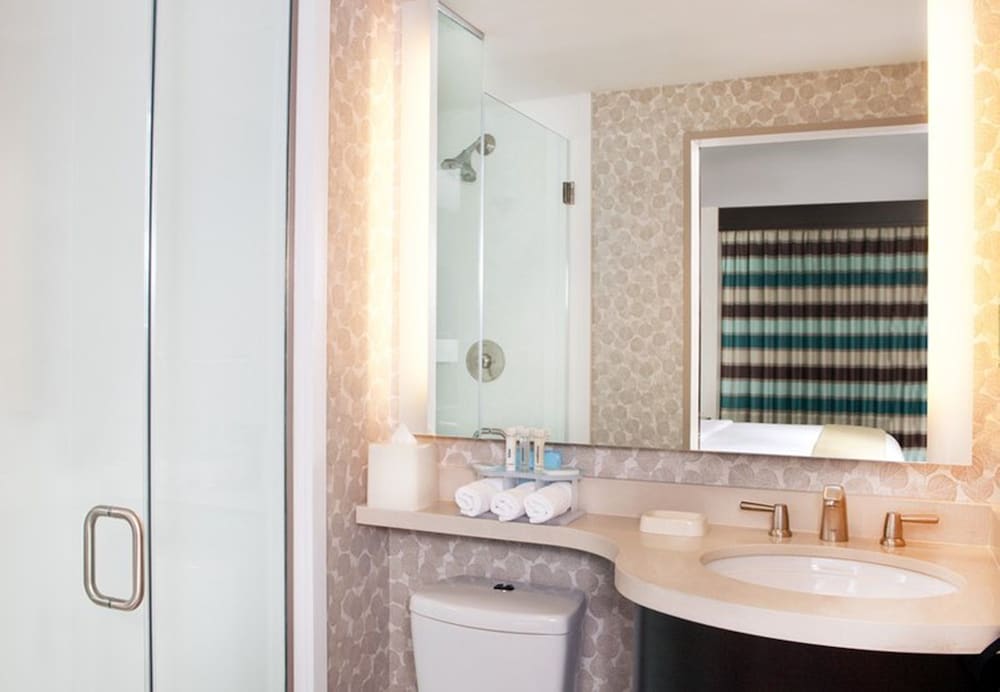 Holiday Inn Express Manhattan Times Square South by IHG - photo 7