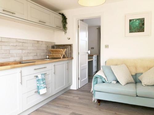 The Cuckoo’s Nest A Romantic & Peaceful Hideaway in Truro, United Kingdom