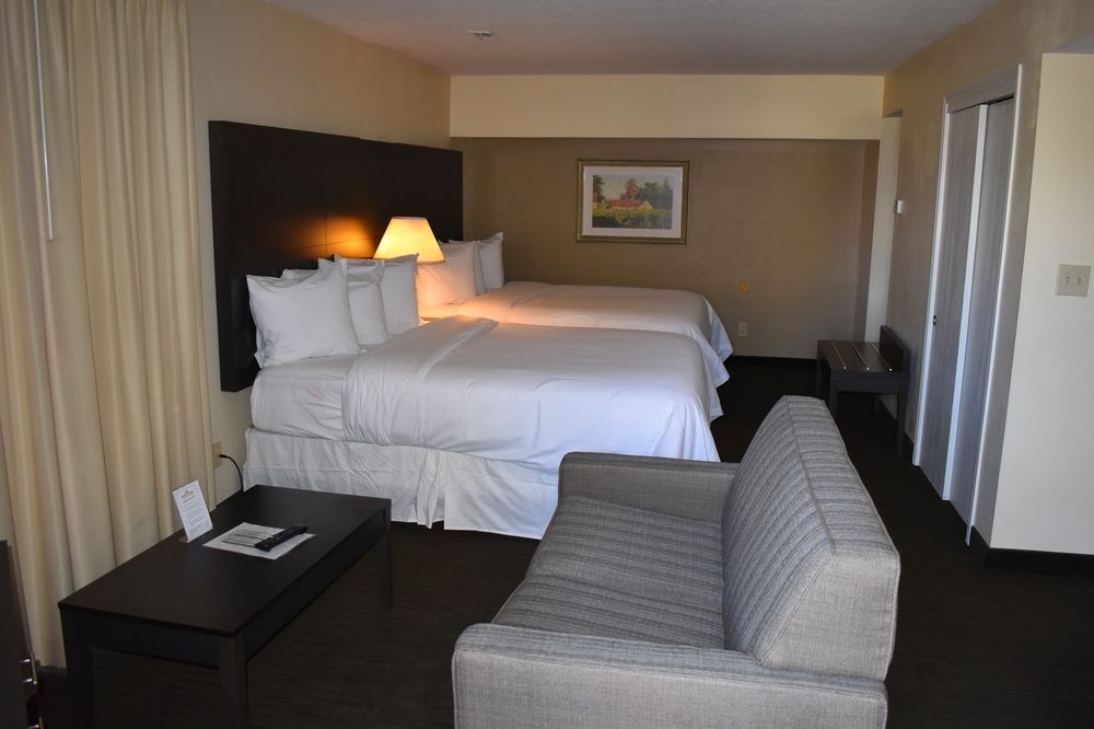 Hawthorn Suites by Wyndham Miamisburg Dayton Mall South - photo 13
