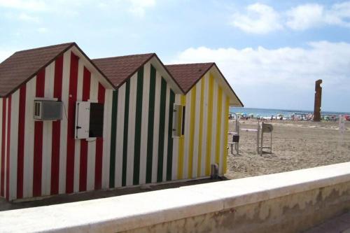 Beautiful house El Campello with communal pool — 4-Star Luxury Hotel in El Campello, Spain