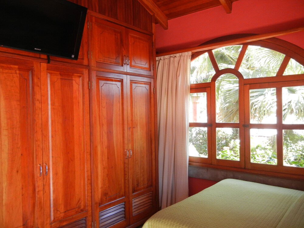 Casa Gabriela Hotel & Garden Cafeteria — Copan — photo 4