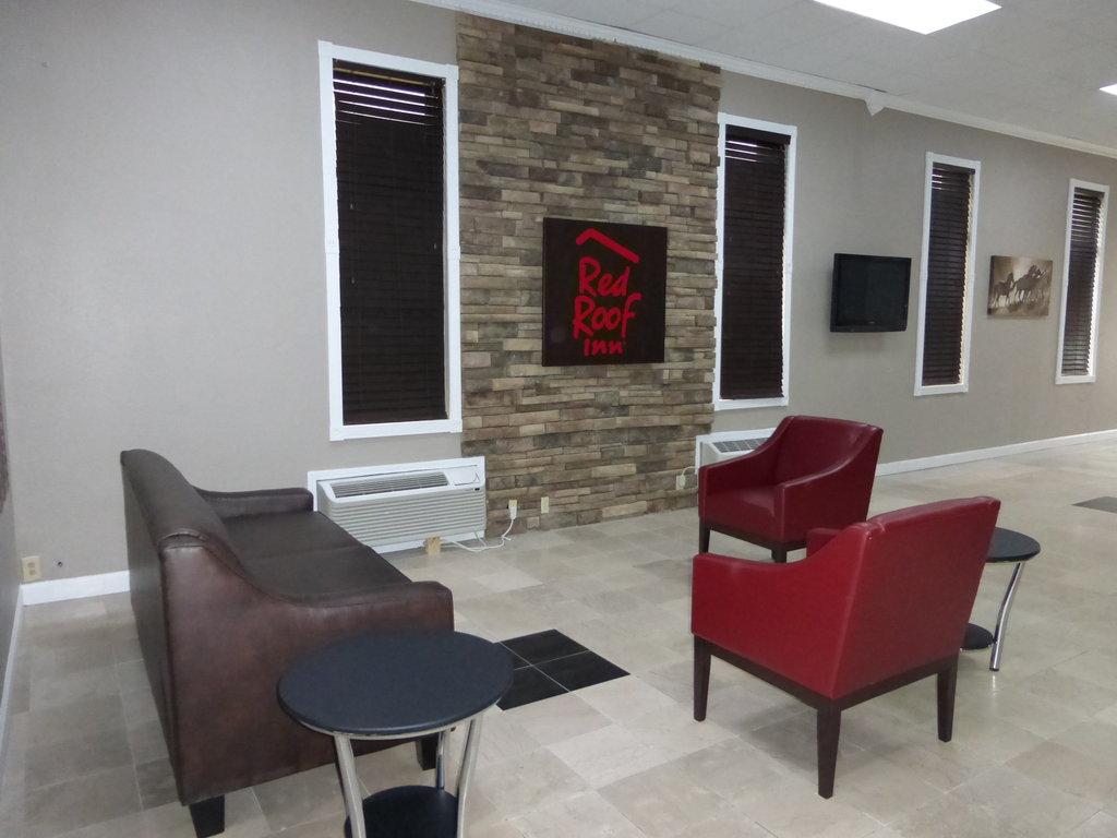 Red Roof Inn Memphis Graceland Airport - photo 2