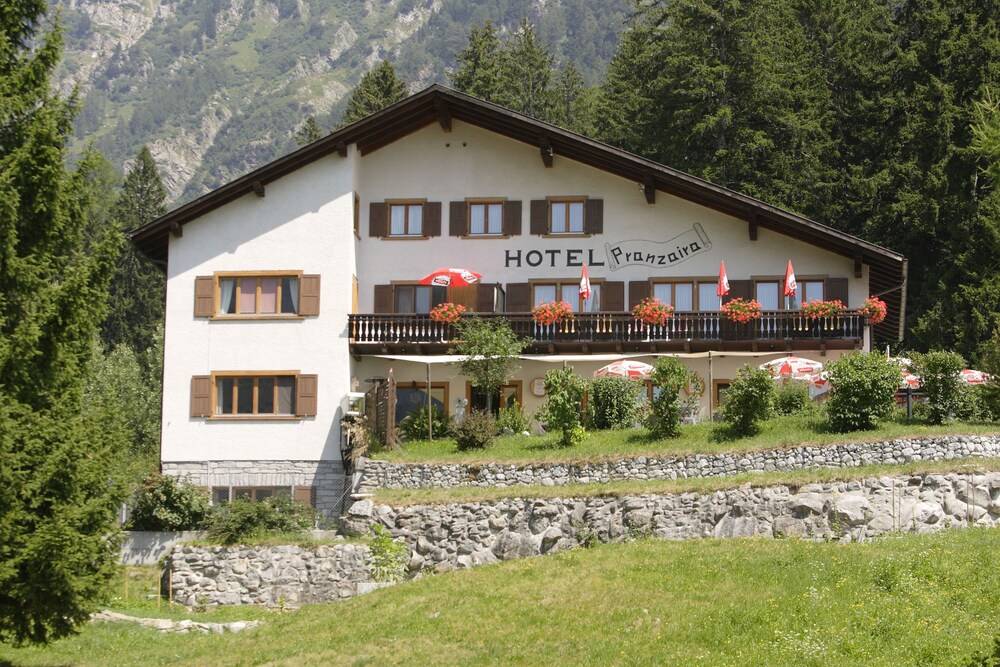 Hotel Pranzaira - last minute hotel in St. Moritz