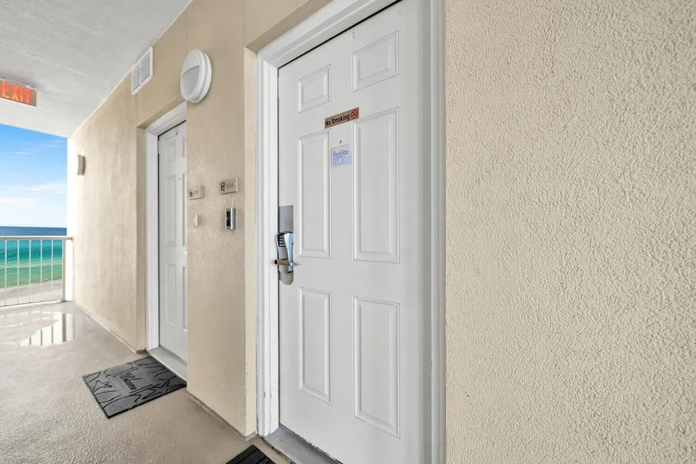 Majestic Beach Towers 1 1014 - photo 17