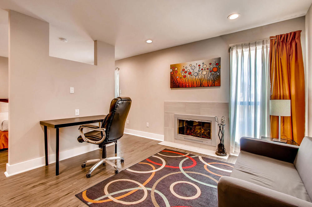 Orangewood Suites Hotel - photo 18