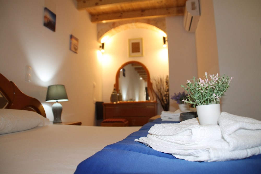 Sofita Suites - carbon neutral hotel in Chania