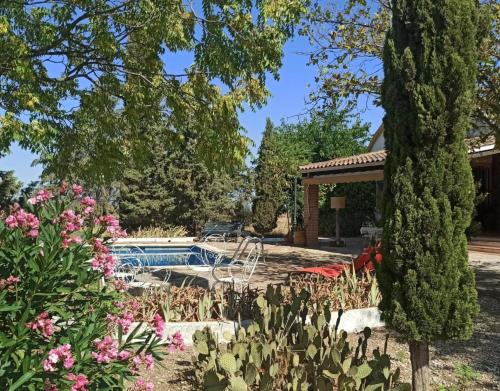 Finca El Palomar - carbon neutral hotel in Mora