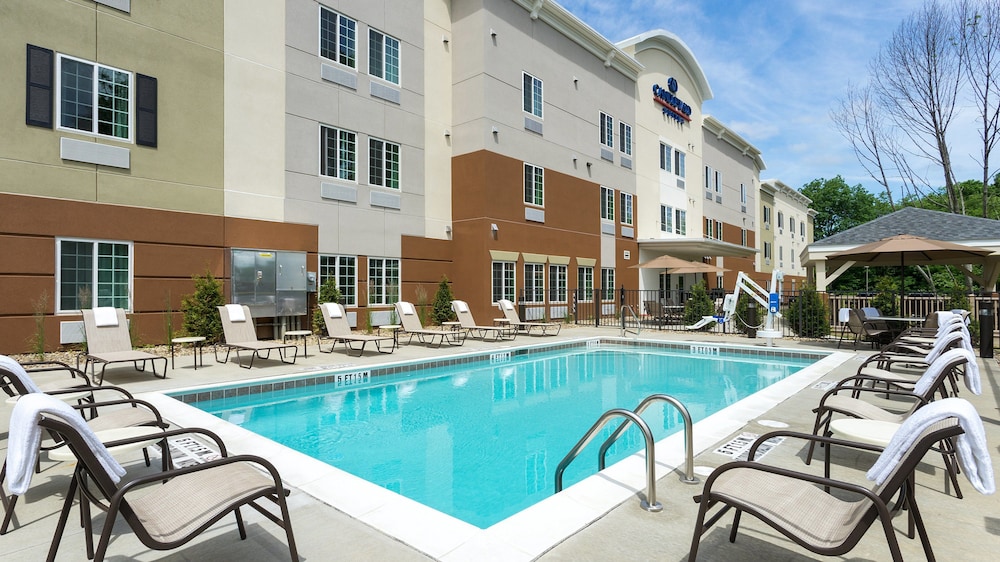 Candlewood Suites Grove City Outlet Center by IHG - photo 16