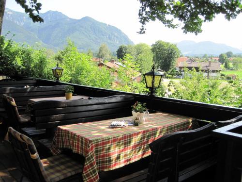 Moonlight Resort - carbon neutral hotel in Unknown City