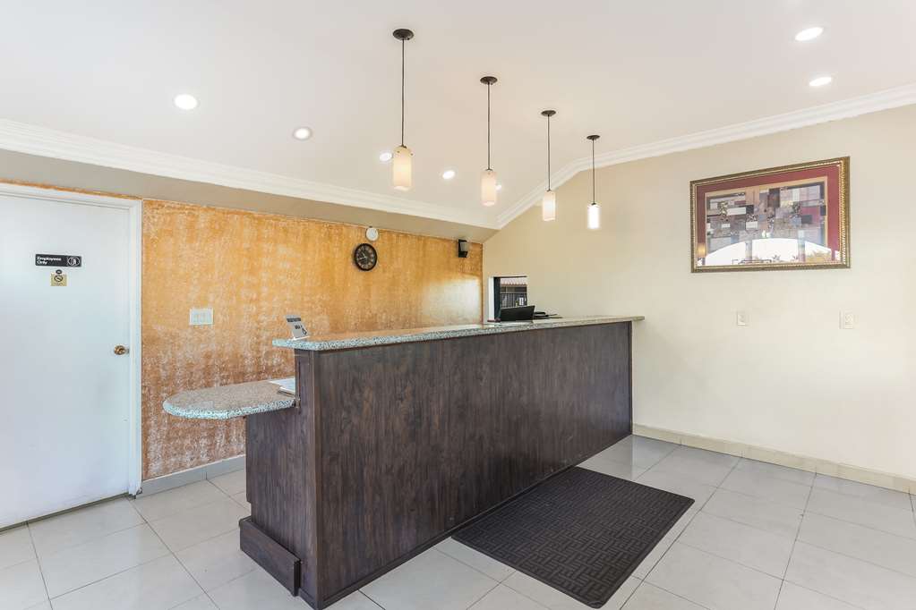 Americas Best Value Inn & Suites El Centro - photo 7