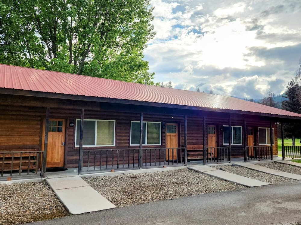 Southfork Lodge Riverside Inn - photo 2