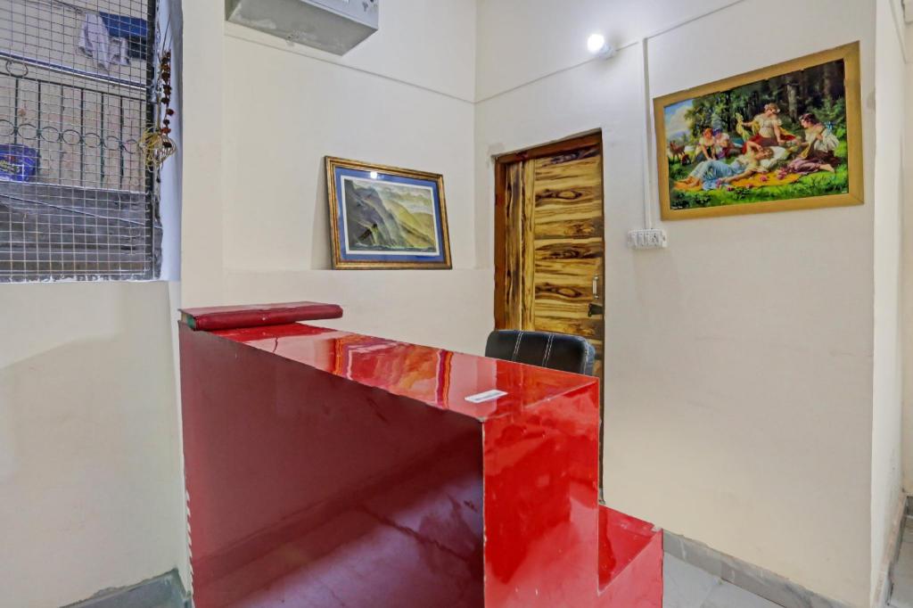 Capital O Diamond 18 Near Worlds Of Wonder in Noida, India