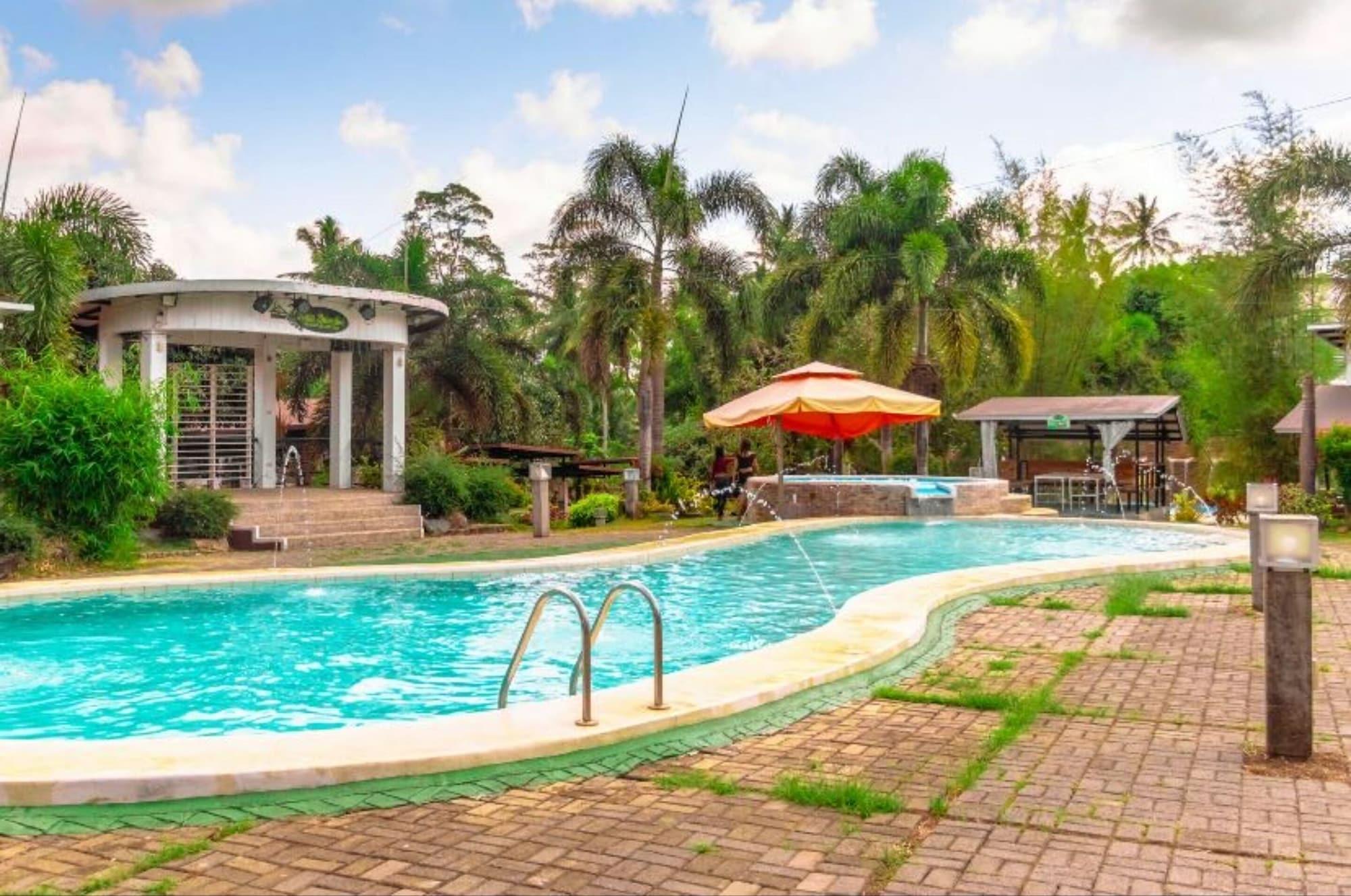 OYO1005 Patio Buendia Farm Resort — Amadeo — photo 2