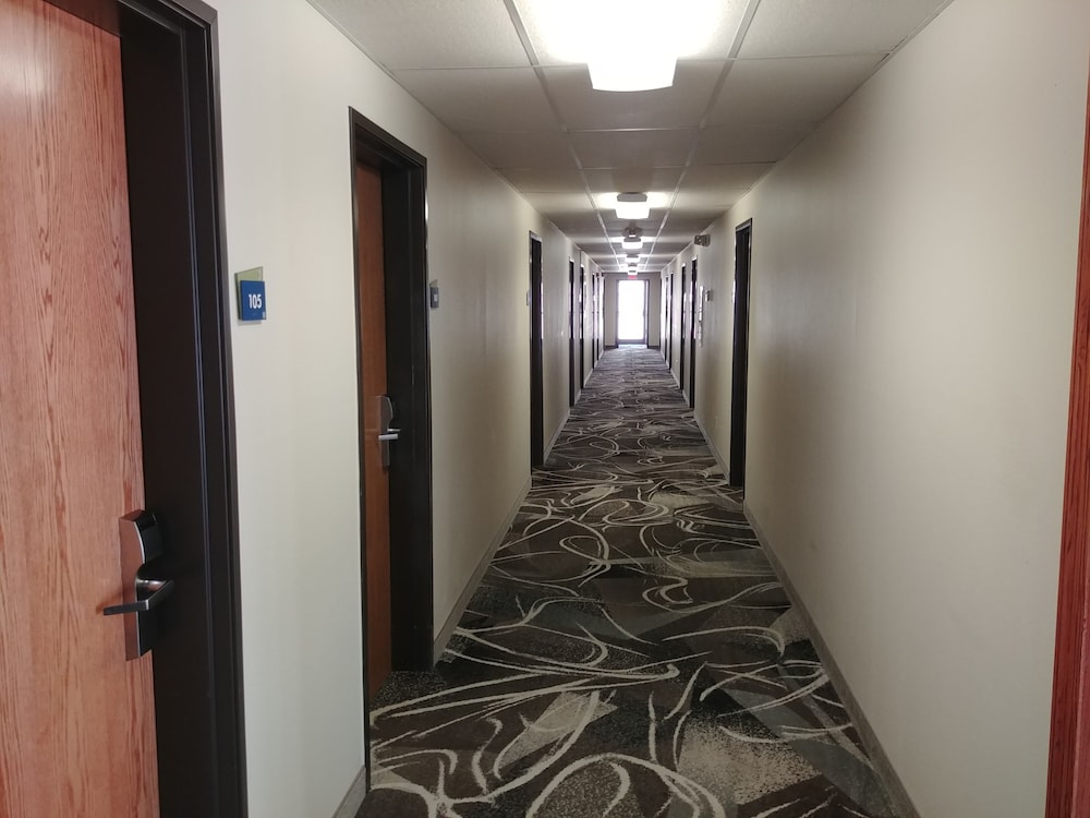 Boarders Inn & Suites by Cobblestone Hotels Broken Bow - photo 22
