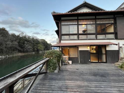 Kisuien - carbon neutral hotel in Kinokawa