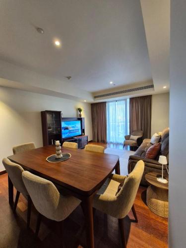 Cinnamon Life apartment Colombo — 4-Star Luxury Hotel in Colombo, Sri Lanka