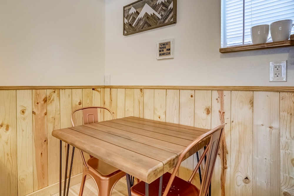 Tahoe Mountain inn - photo 5