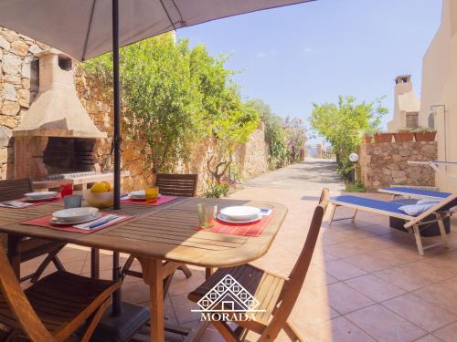 Casa Roccia Morada — 4-Star Luxury Hotel in Pula, Italy