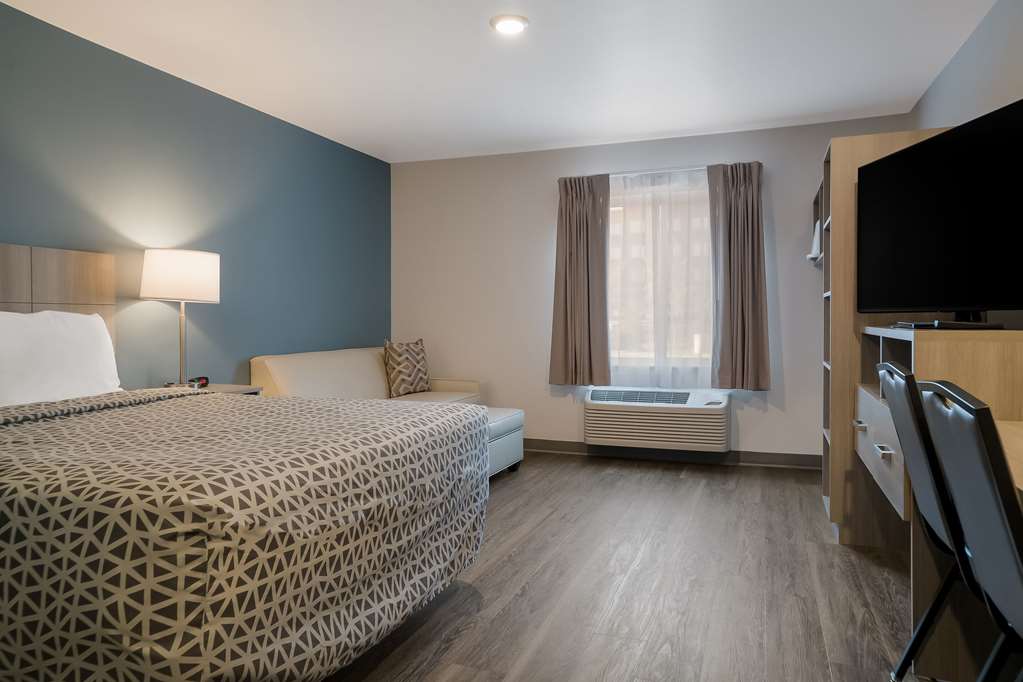 Woodspring Suites Detroit Sterling Heights - photo 11