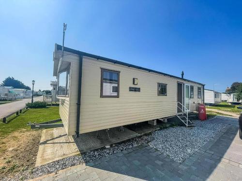 Homely 8 Berth Caravan In Essex At Steeple Bay Ref 36046E pet-friendly hotel Southminster