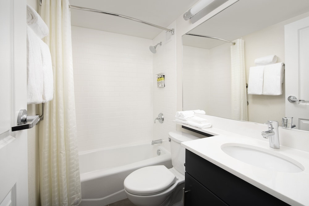 Candlewood Suites Alexandria West by IHG - photo 11