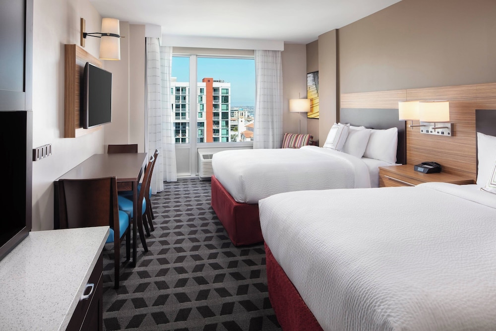 TownePlace Suites by Marriott San Diego Downtown - photo 12