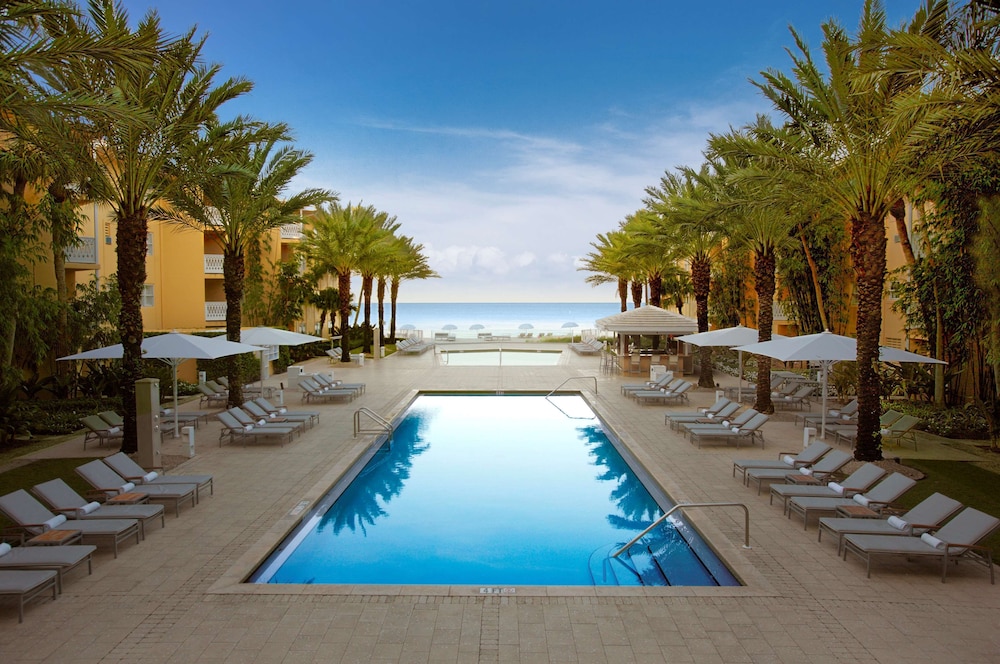 Edgewater Beach Hotel - photo 33