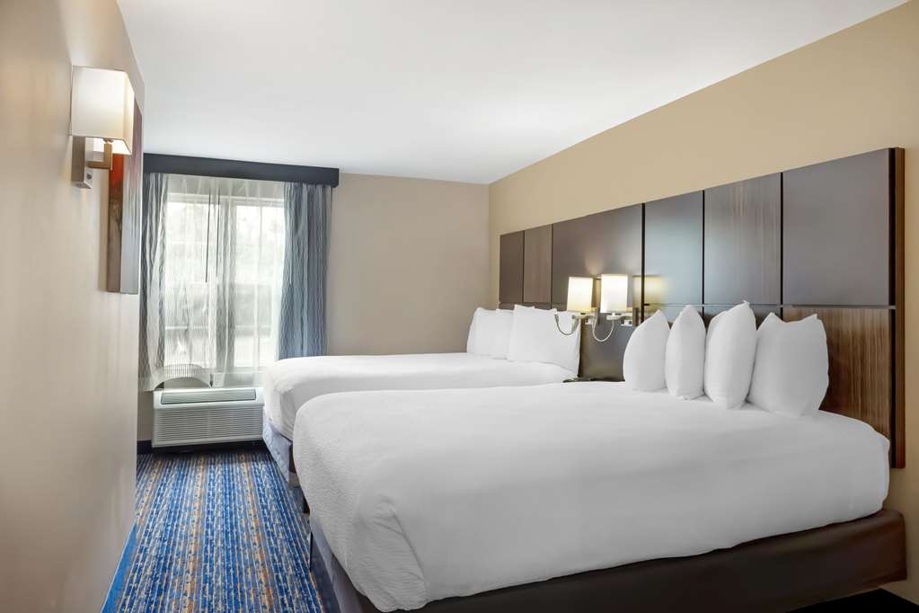 Best Western Plus Fairfield Hotel - photo 25