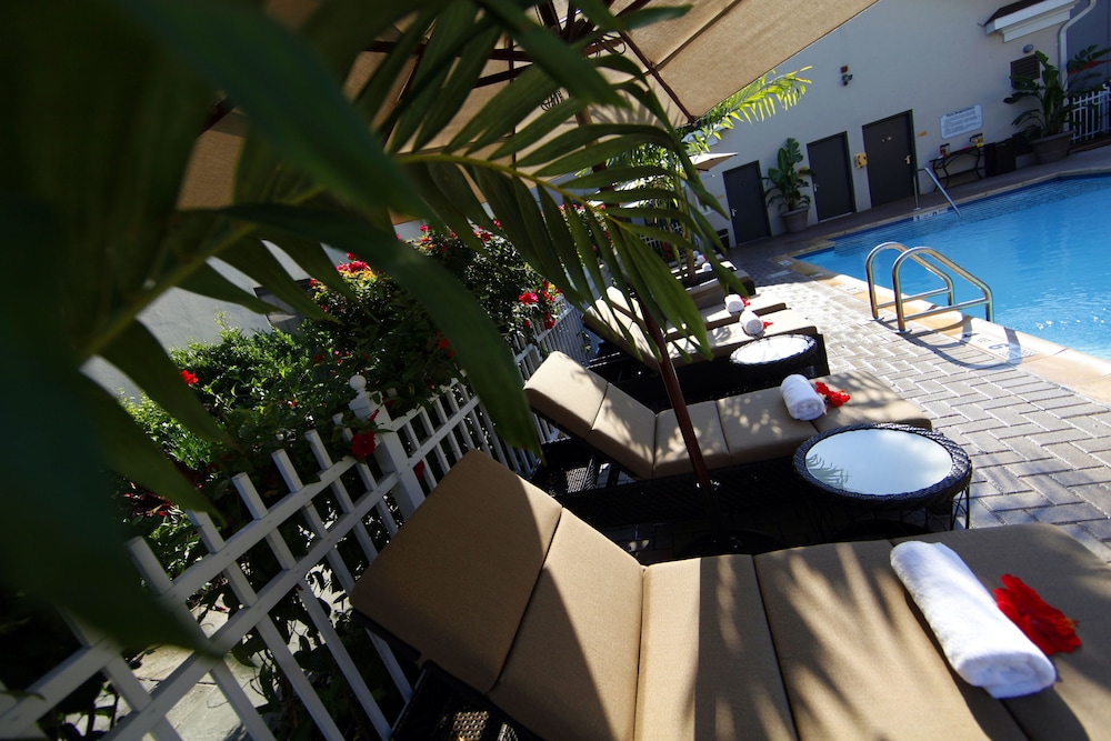 The Inn At Fox Hollow Hotel - photo 41