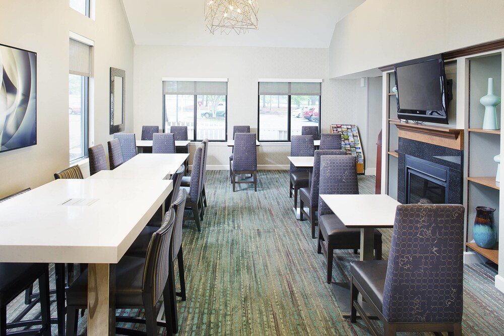 Residence Inn by Marriott Richmond West End - photo 14