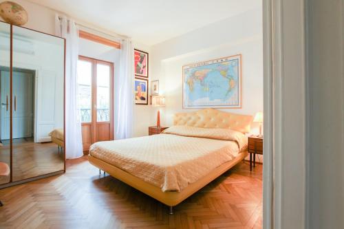 Romantic Spiga Suite — 4-Star Luxury Hotel in Milan, Italy