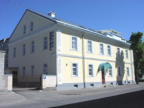 Central Hotel — hotel in Narva