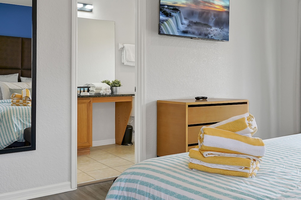Regal Oaks Resort Vacation Townhomes by IDILIQ - photo 14