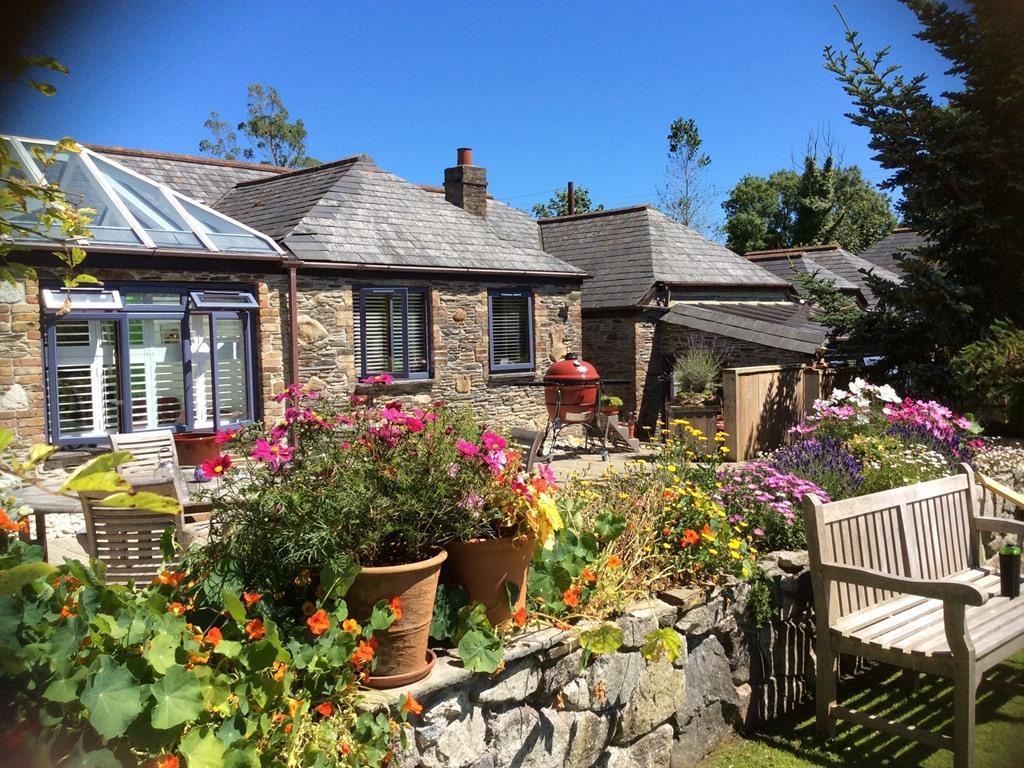 Lower Barns Boutique B&B — 5-Star Luxury Hotel in Newquay, United Kingdom