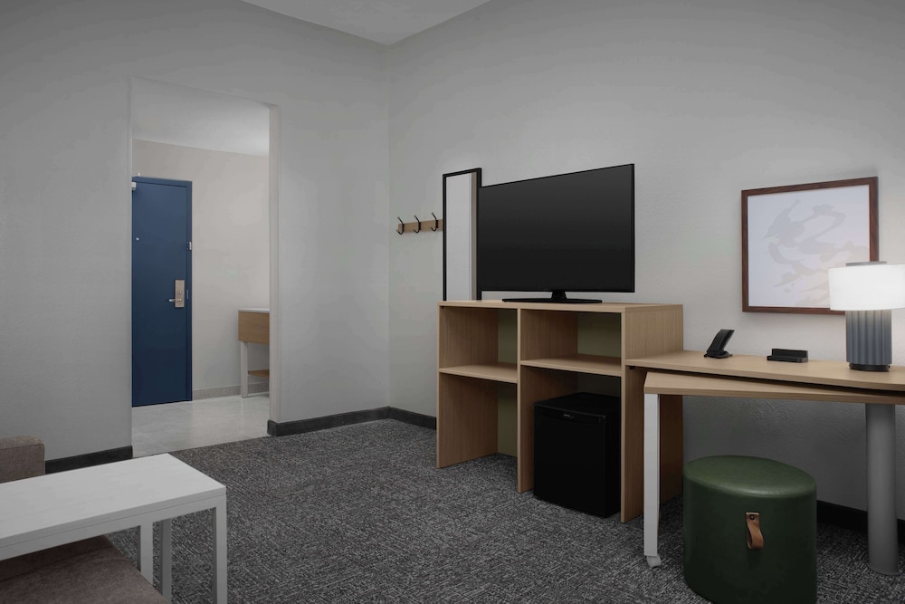 Spark by Hilton Miami Doral - photo 4