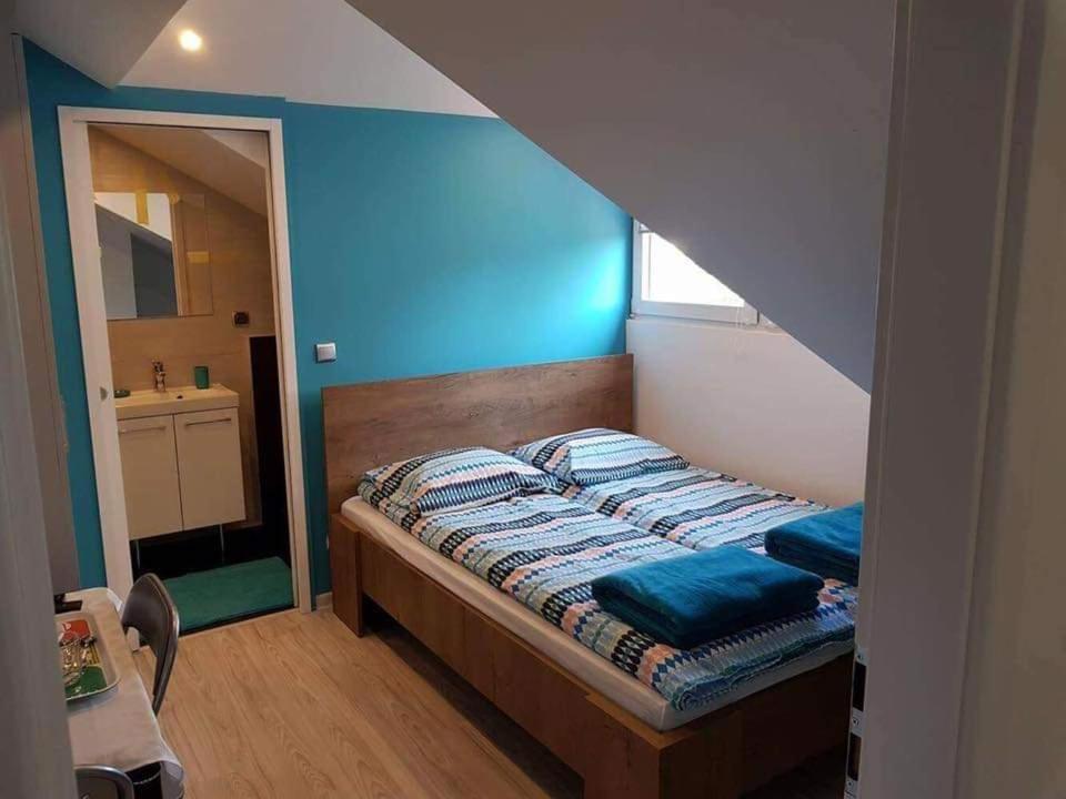 pokoje goscinne Damian in Mrzezyno, Poland