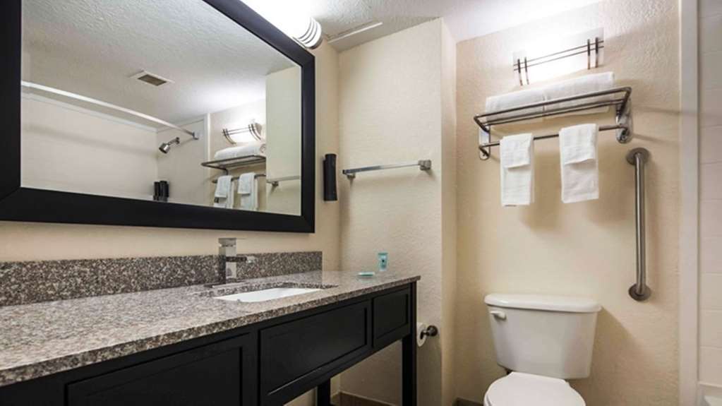 Best Western Mulberry Hotel - photo 14