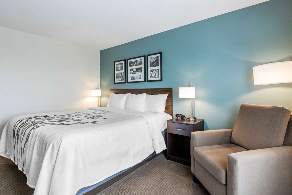 Sleep Inn & Suites West Des Moines near Jordan Creek - photo 11