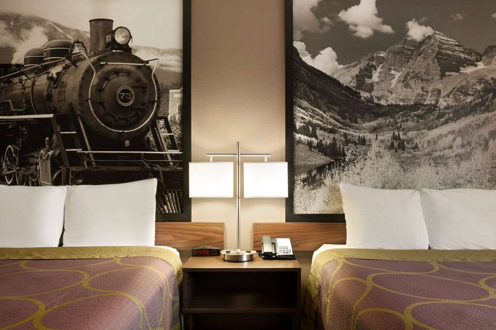 Super 8 by Wyndham Durango - photo 13