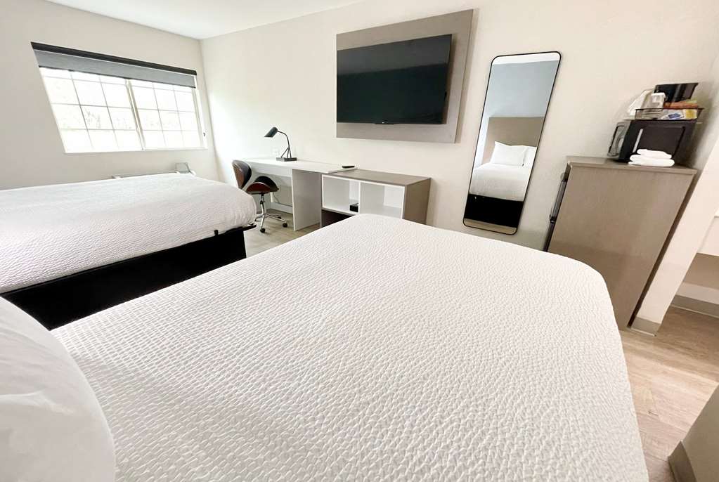 Days Inn by Wyndham Arlington - photo 12