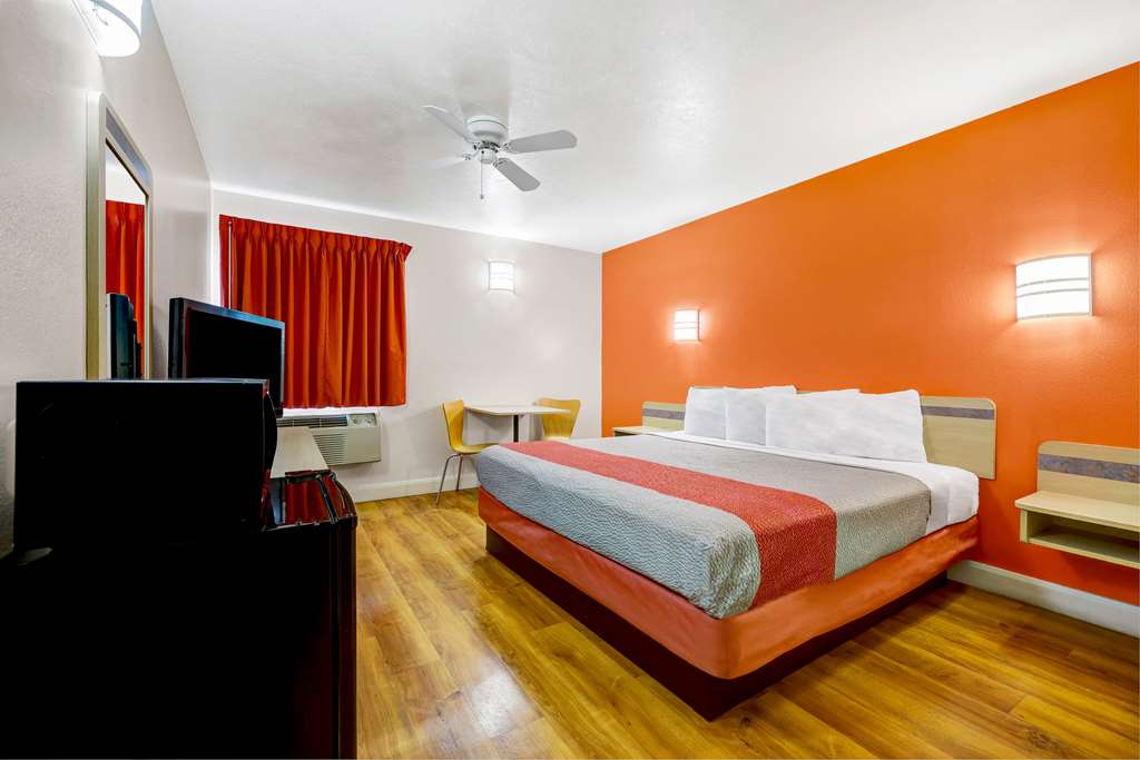 Motel 6 Beaver UT - photo 5