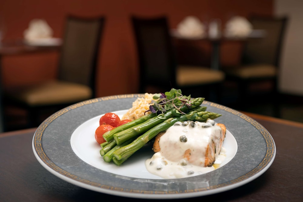 DoubleTree by Hilton Sterling Dulles Airport - photo 36