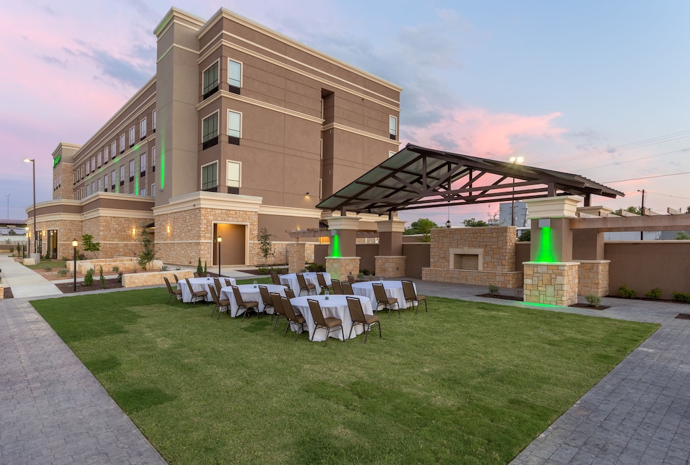 Holiday Inn San Marcos Convention CTR Area by IHG - photo 56