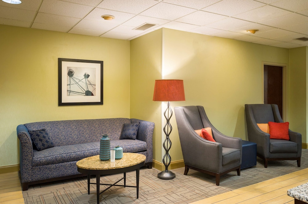 Hampton Inn Danville - photo 10