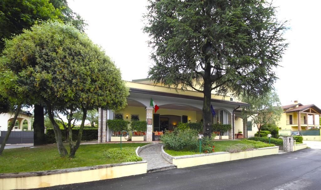 Albergo La Quiete — Desenzano Del Garda — photo 2