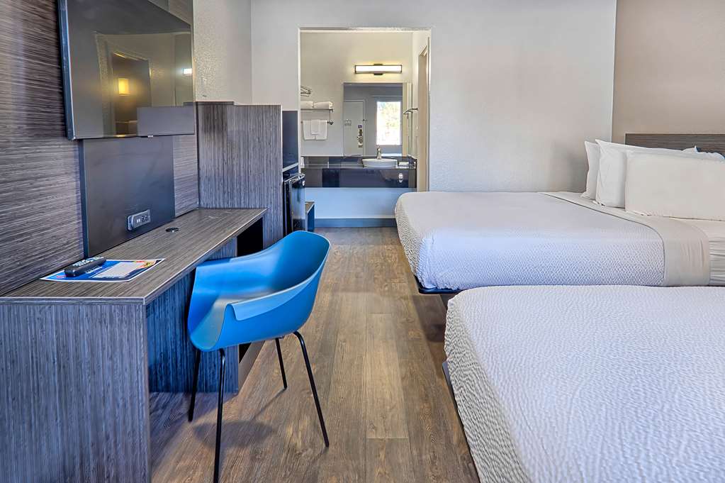 Motel 6 Lancaster CA - photo 9