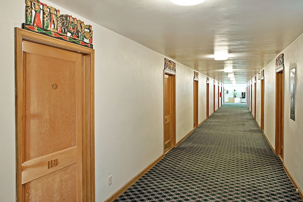 Americas Best Value Inn Mayflower in Madison, United States