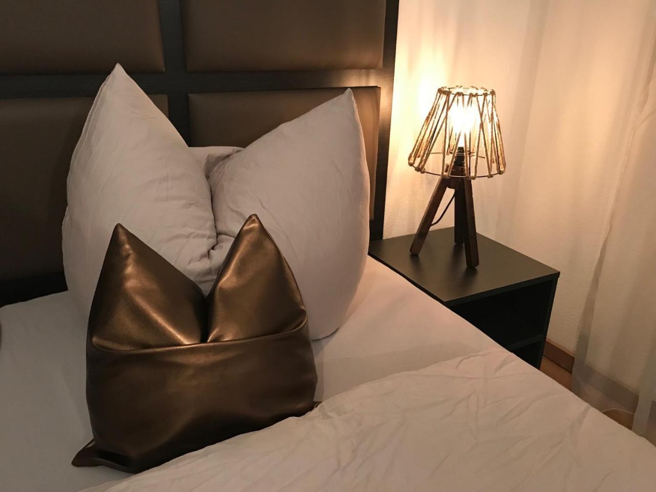 HARBOUR Business Apartment Karlsruhe — 4-Star Luxury Hotel in Karlsruhe, Germany